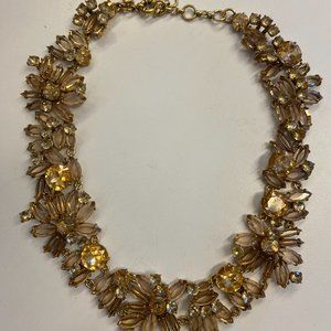 J.CREW NECKLACE CITRON STONE FLOWERS IN METAL PRONGS